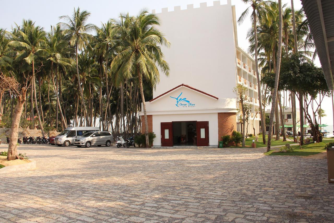 Ocean Place Mui Ne Resort Экстерьер фото
